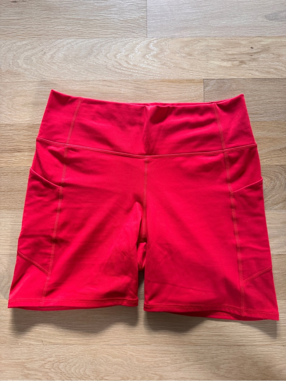 Red Women's High-Waist Performance Shorts Fabletics